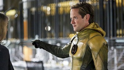 THE FLASH S02E11 The Reverse-Flash Returns