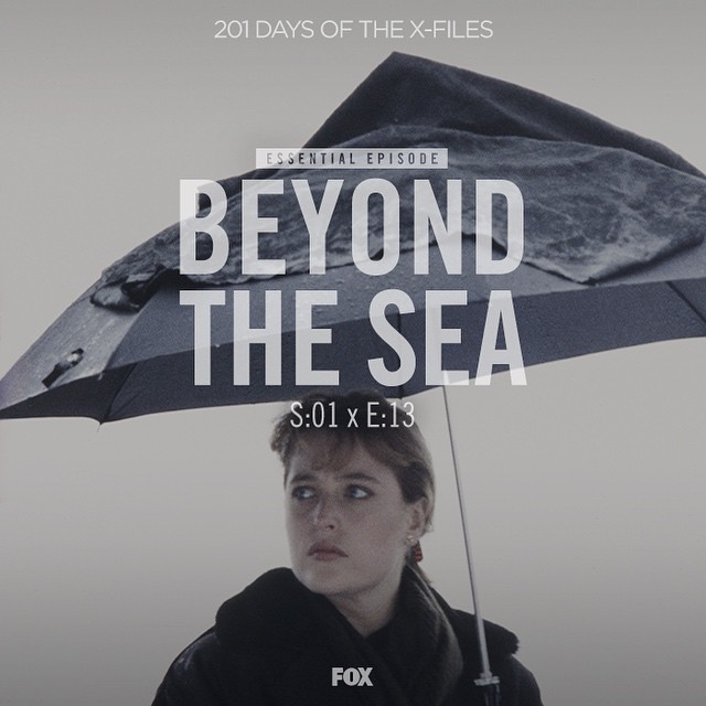 THE X-FILES T01E13 "Beyond the Sea" | Episodio Esencial